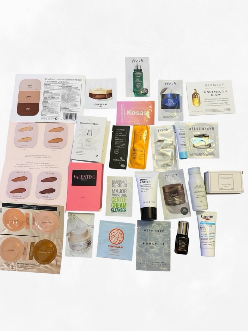 25 Assorted Prestige Samples Multi-Brand Beauty Collection
